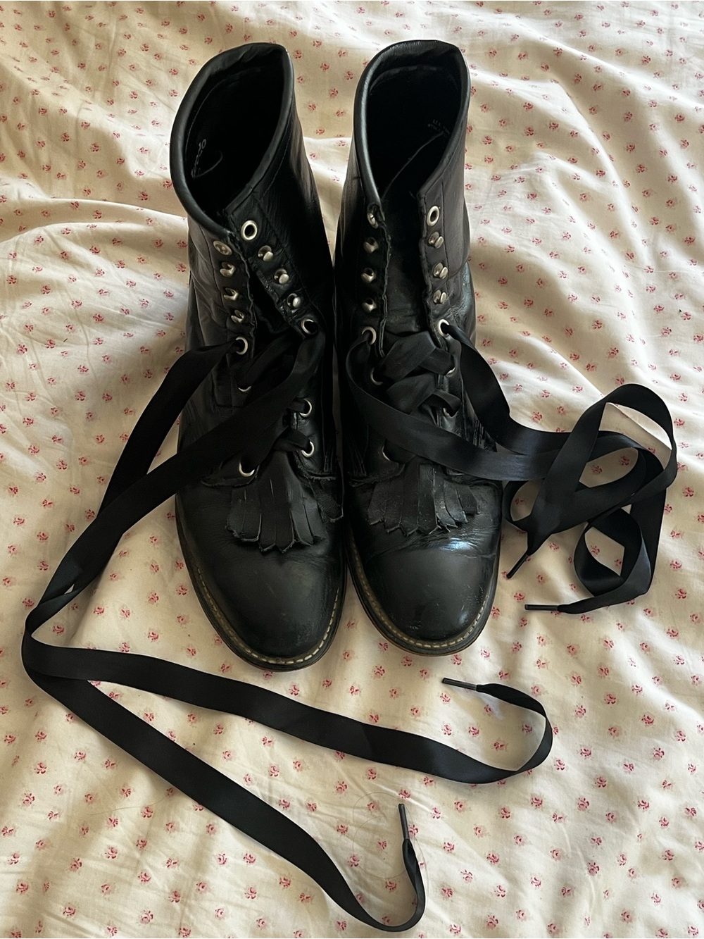 Black Laredo Women's Leather Lace-Up Boots